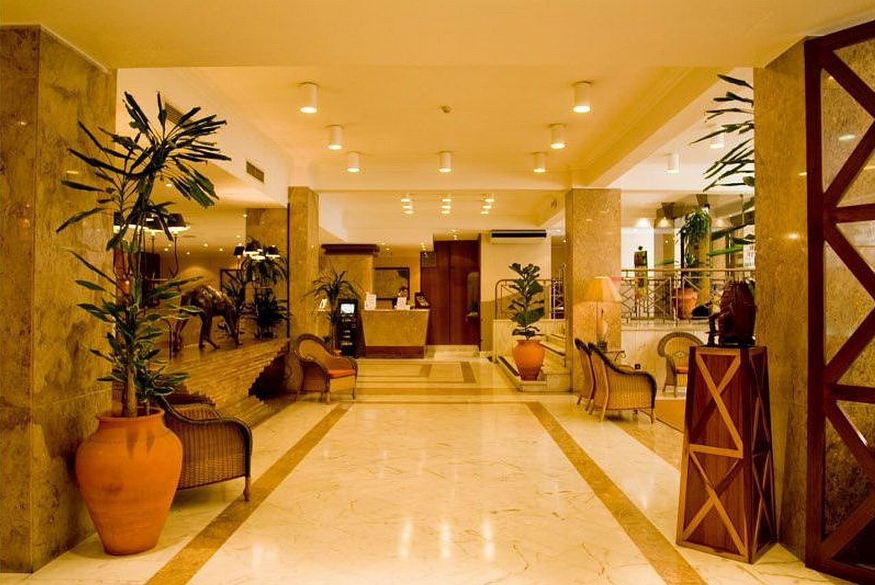 Express & - Principe Real By Ihg Hotel Lissabon