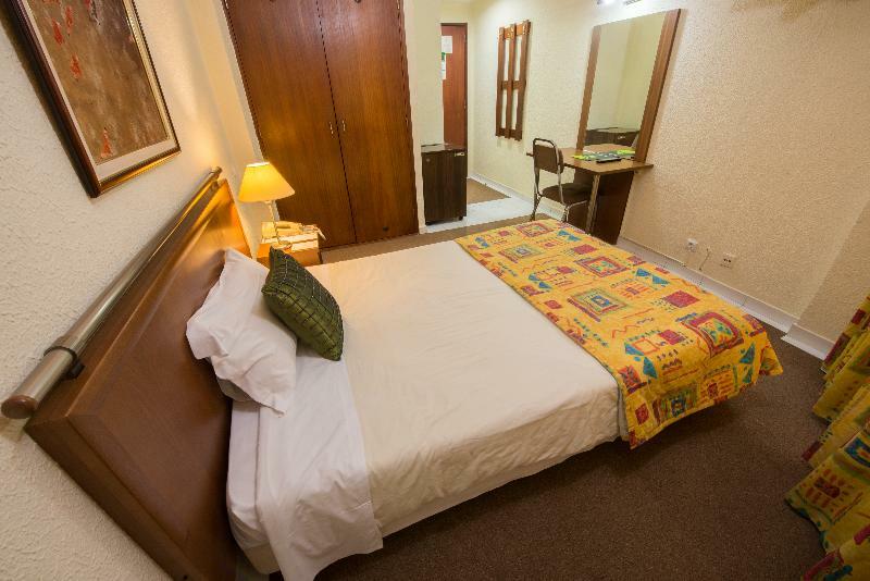 Express & - Principe Real By Ihg Hotel Lissabon